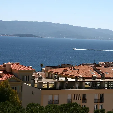 Adonis Ajaccio - Albion