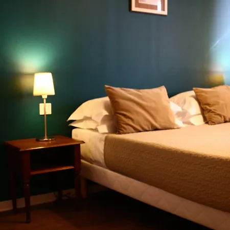 Albion 호텔 아작시오