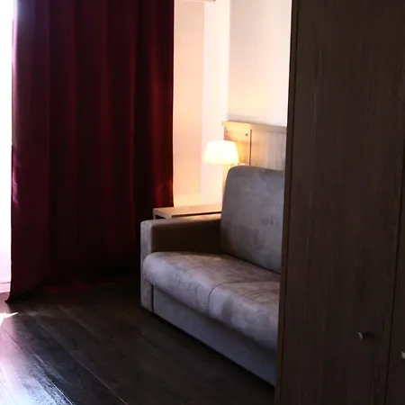 Adonis Ajaccio - Albion Hotel