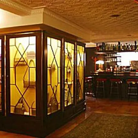 Hotel Adonis Ajaccio - Albion 3*