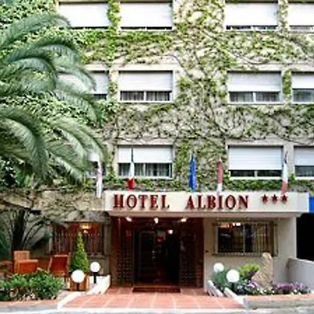 Adonis Ajaccio - Albion 3* Ajaccio (Corsica)