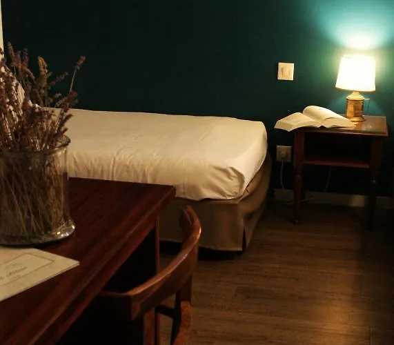 Albion מלון אז'אקסיו