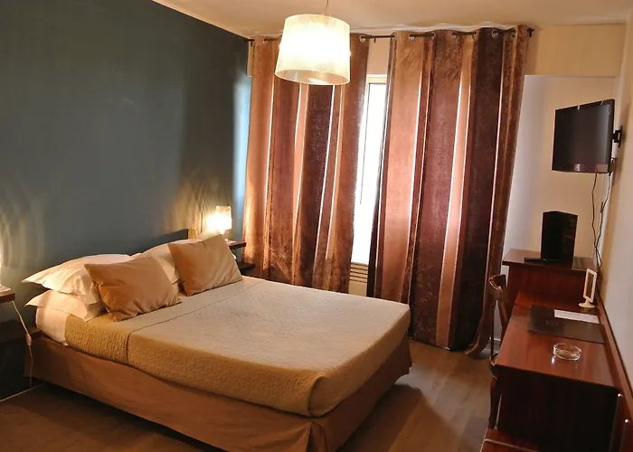 Albion 3* אז'אקסיו