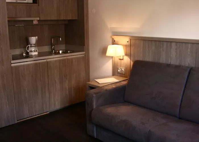 Albion מלון אז'אקסיו